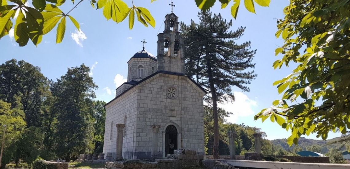 Dvorska crkva na Ćipuru, Church of the Nativity of Mary (Church on Chipura) in Cetinje 