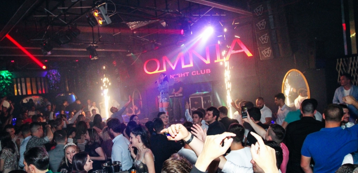 Omnia Night Club, ночной клуб Omnia в Будве