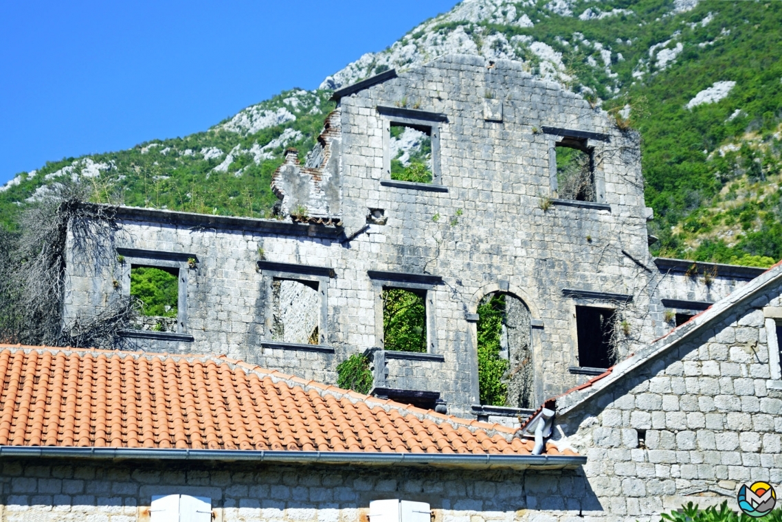 Perast Palaces