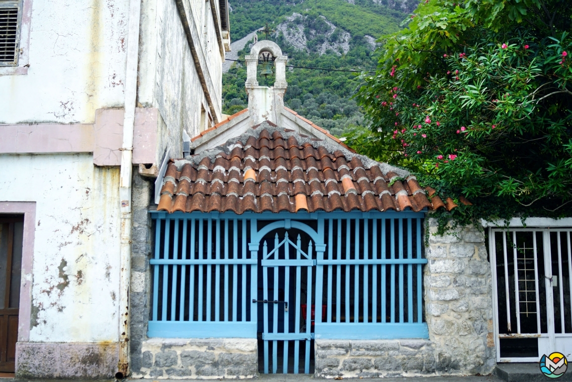 Prčanj Churches