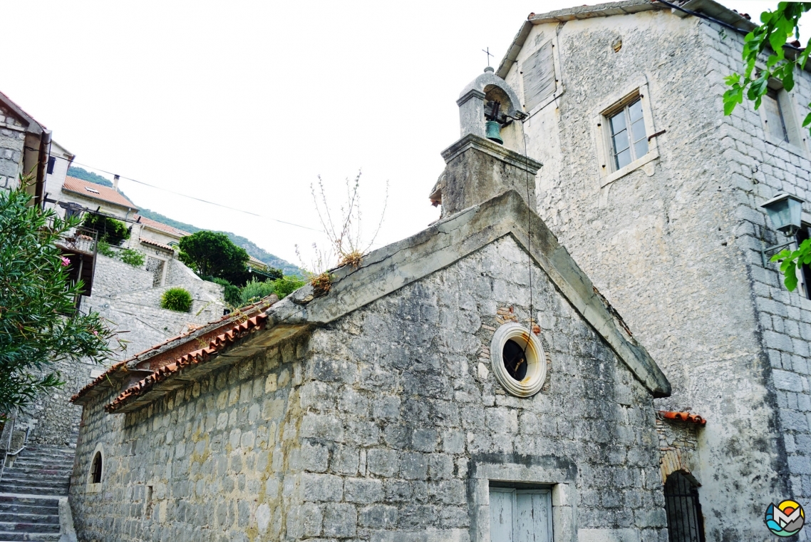 Prčanj Churches