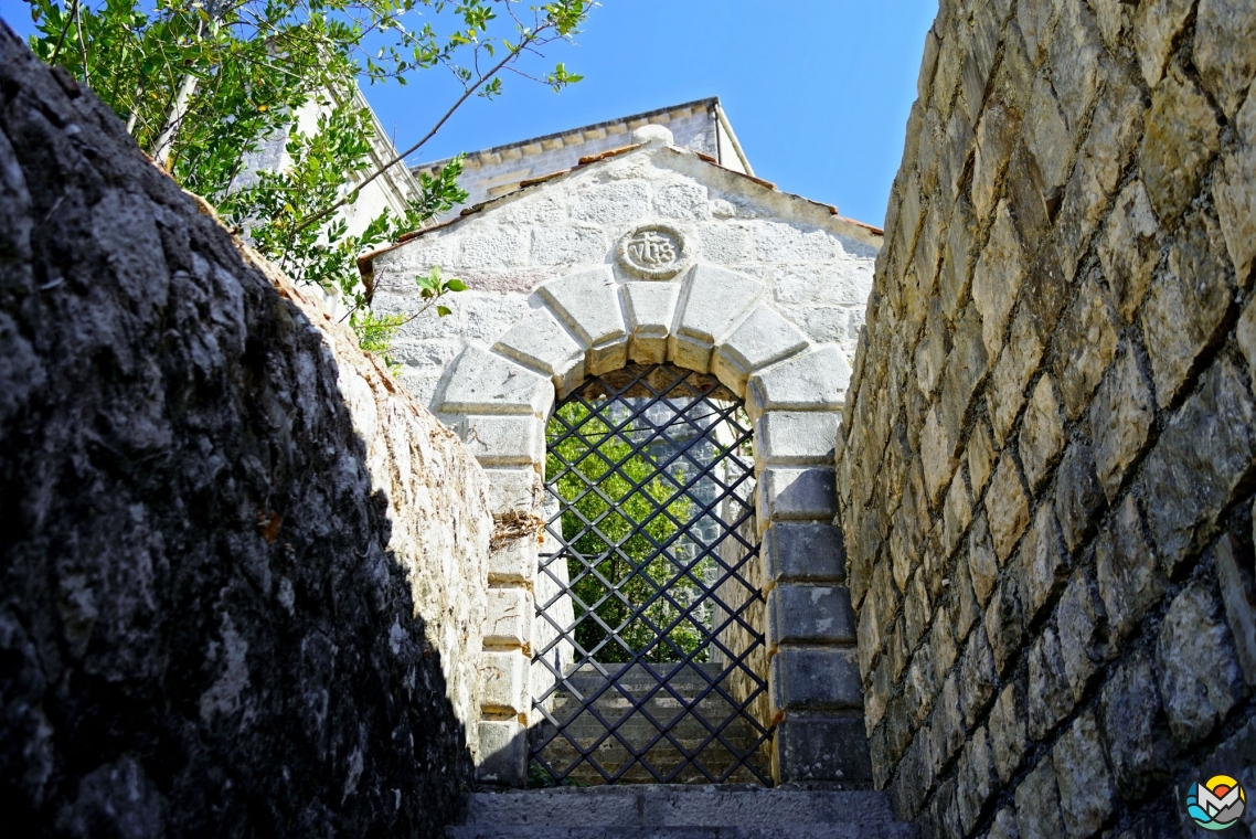 Perast Palaces