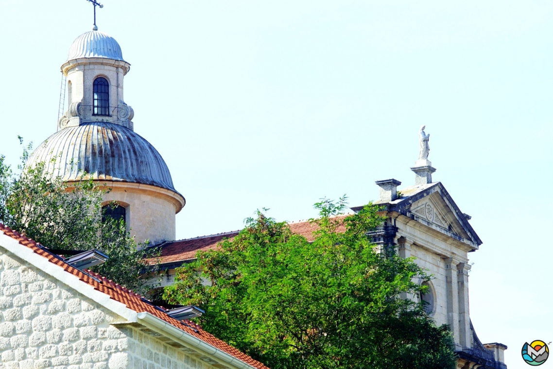 Prčanj Churches