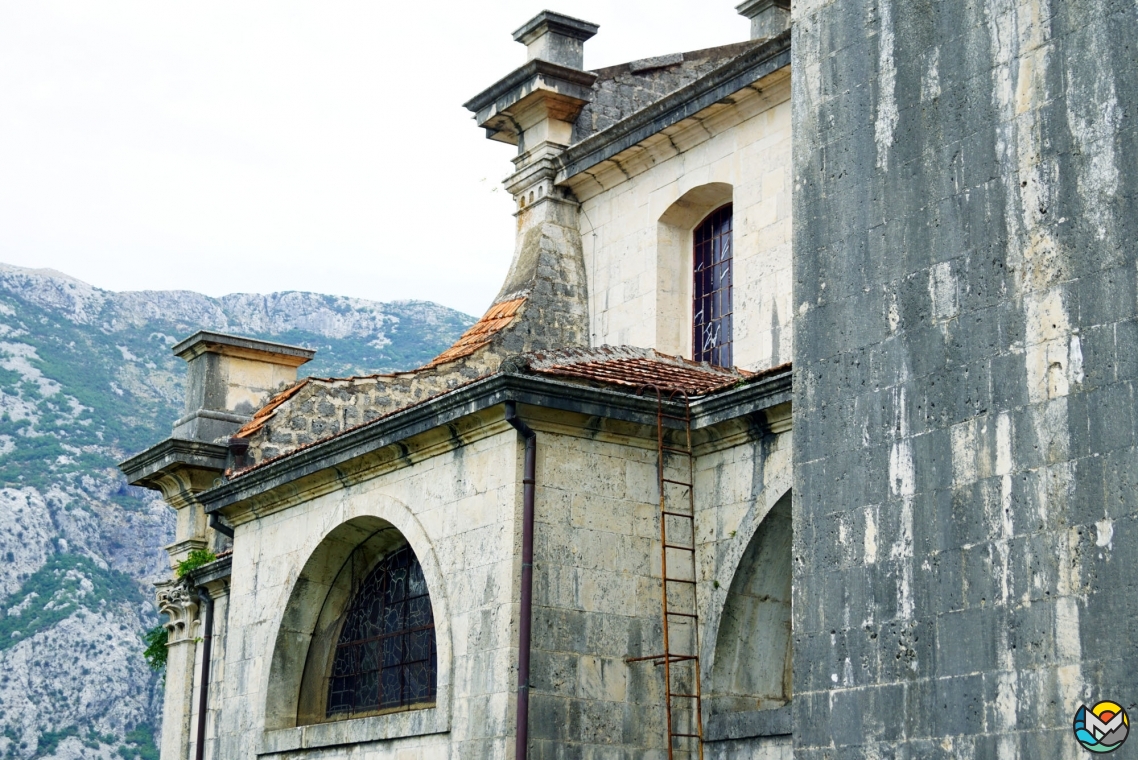 Prčanj Churches