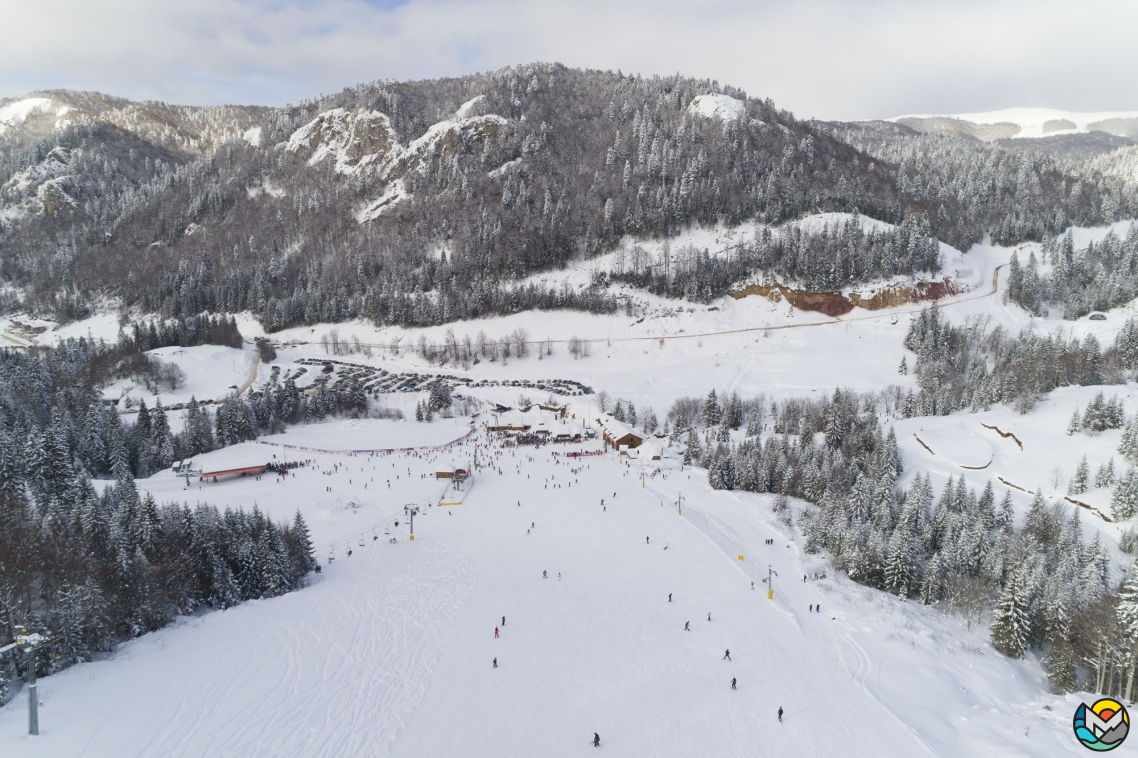 Skiing in Montenegro