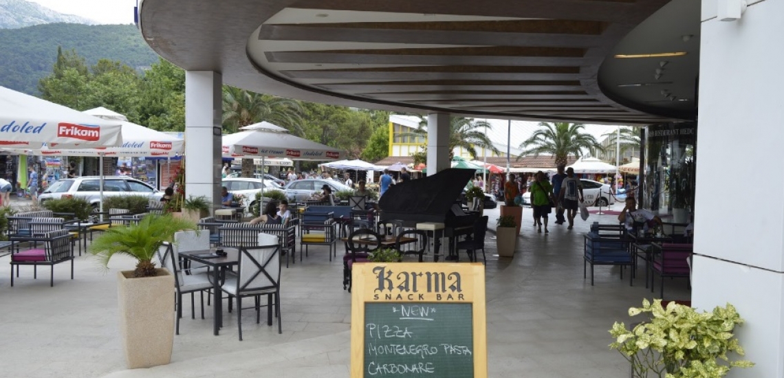 Karma Snack Bar, снэк-бар Karma в Будве